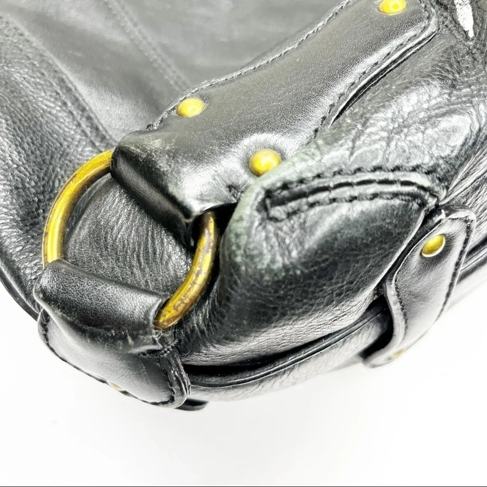 Michael Kors | Leather Shoulder Hobo Feed Bag